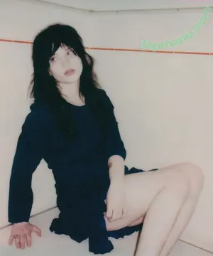 Sophie Thatcher / soapy.t / sophie_thatcher nude photo #0886