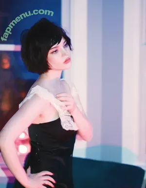 Sophie Thatcher / soapy.t / soapythinker / sophie_thatcher nude photo #0911