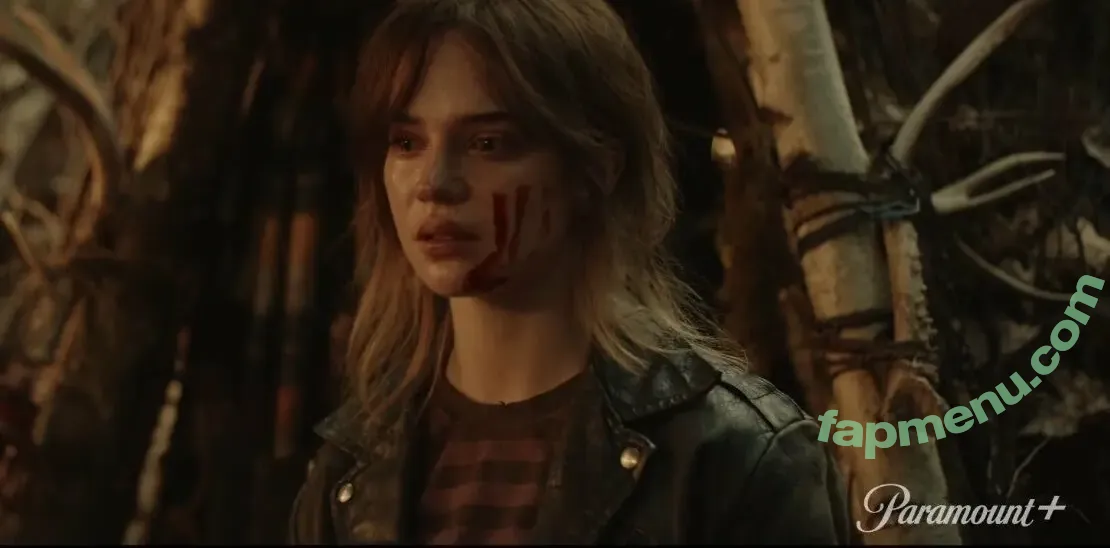 Sophie Thatcher nude photo #0567 (soapy.t / sophie_thatcher)