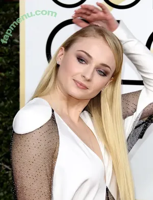 Sophie Turner / sexysophieturner / sophiet nude photo #0002