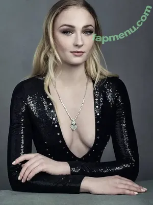 Sophie Turner / sexysophieturner / sophiet nude photo #0031