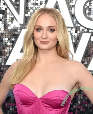 Sophie Turner / sexysophieturner / sophiet nude photo #0128