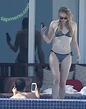 Sophie Turner / sexysophieturner / sophiet nude photo #0347