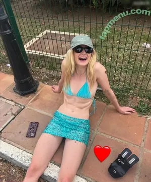 Sophie Turner / sexysophieturner / sophiet nude photo #0503