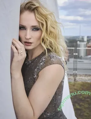 Sophie Turner / sexysophieturner / sophiet nude photo #0545
