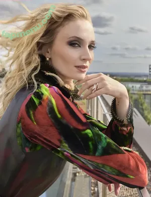 Sophie Turner / sexysophieturner / sophiet nude photo #0550