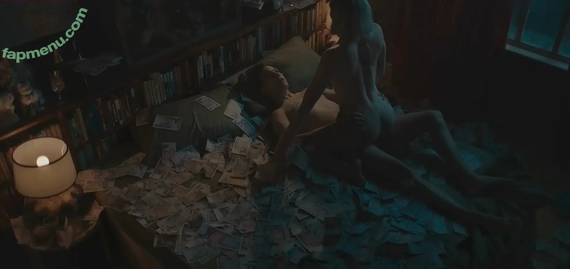 Sophie Turner nude photo #0487 (sexysophieturner / sophiet)