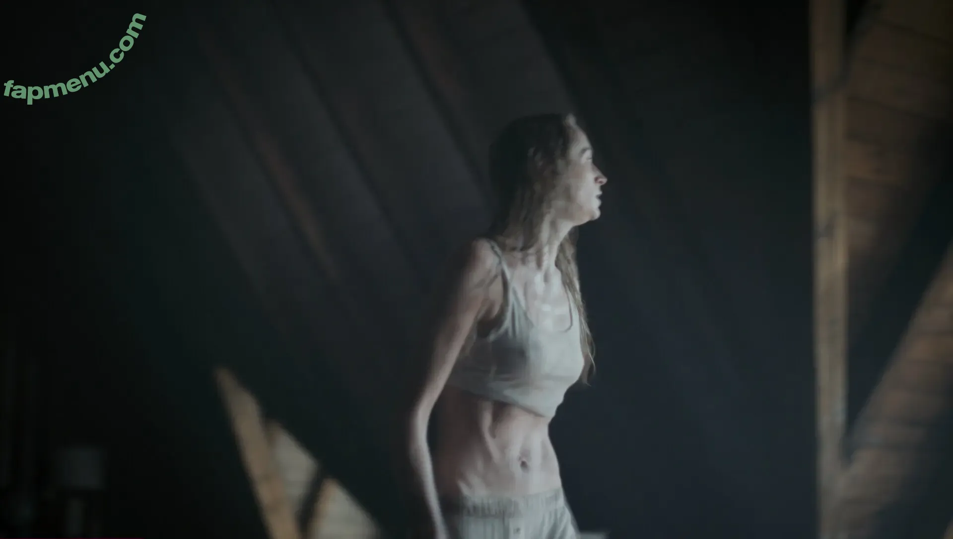 Sophie Turner nude photo #0575 (sexysophieturner / sophiet)