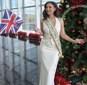 Sophie Wallace / Scottish TV Presenter / stv_sophie nude photo #0205