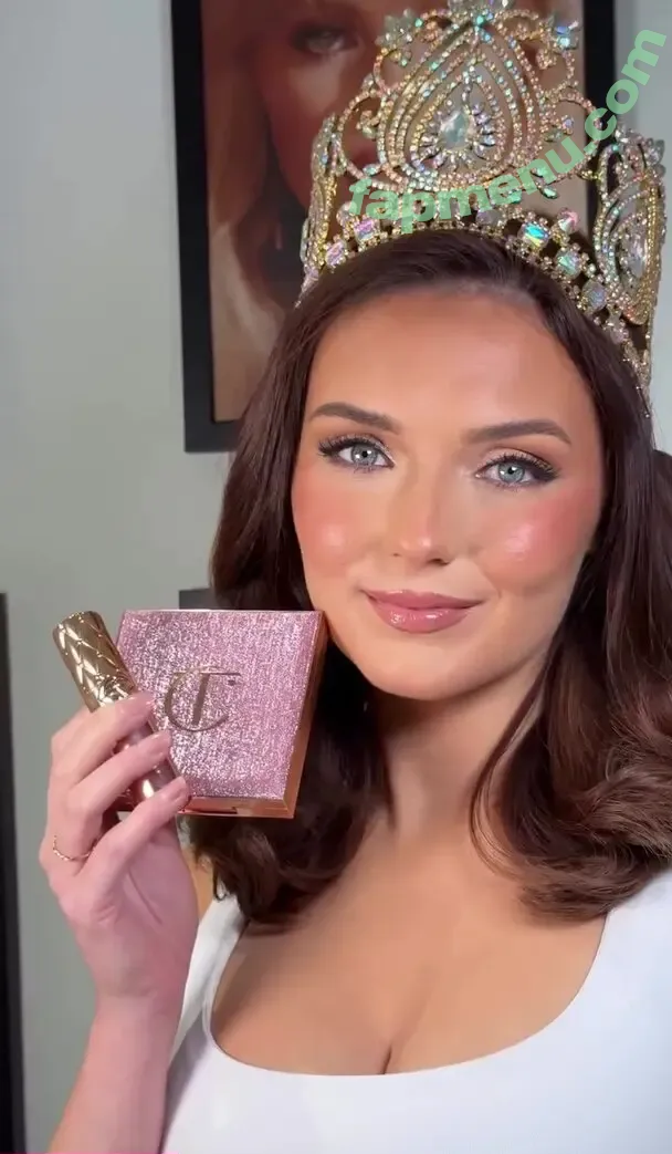 Sophie Wallace nude photo #0177 (Scottish TV Presenter / stv_sophie)