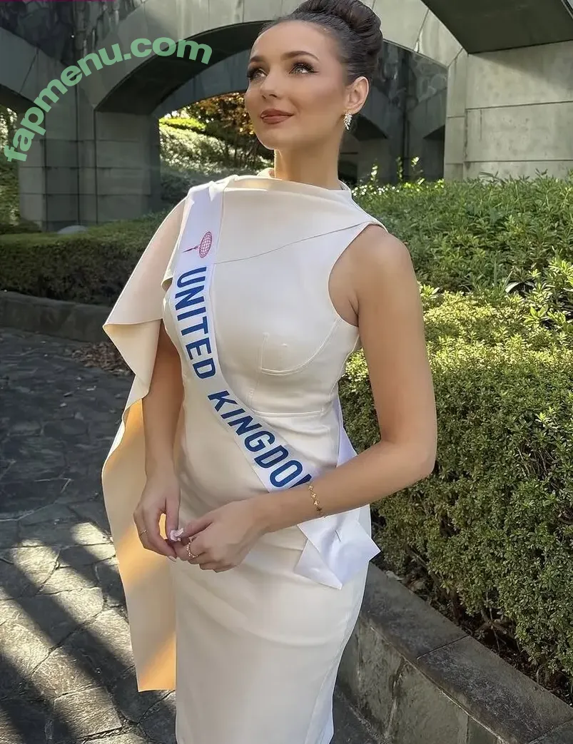 Sophie Wallace nude photo #0195 (Scottish TV Presenter / stv_sophie)