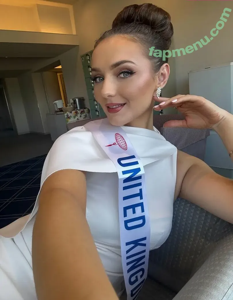 Sophie Wallace nude photo #0196 (Scottish TV Presenter / stv_sophie)