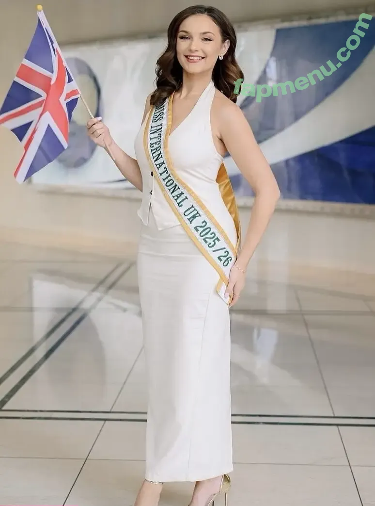 Sophie Wallace nude photo #0207 (Scottish TV Presenter / stv_sophie)