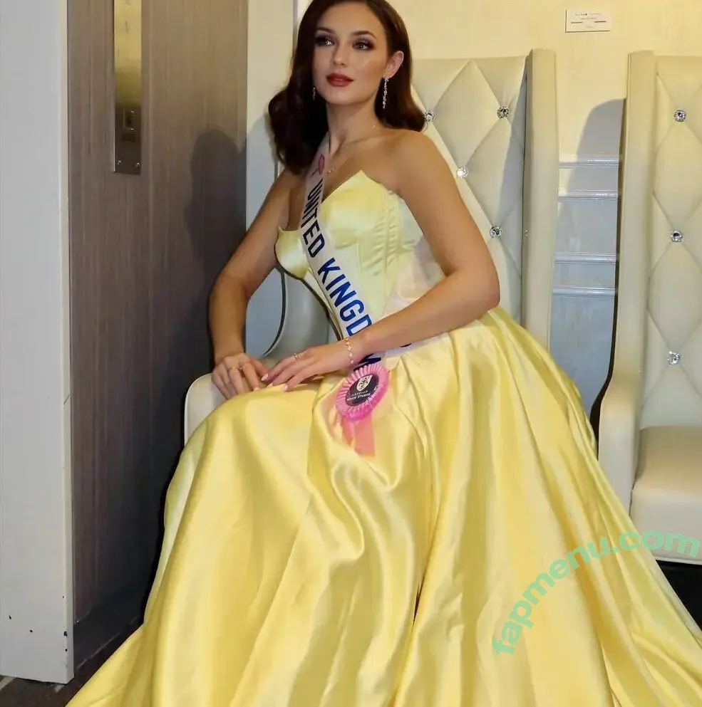 Sophie Wallace nude photo #0220 (Scottish TV Presenter / stv_sophie)