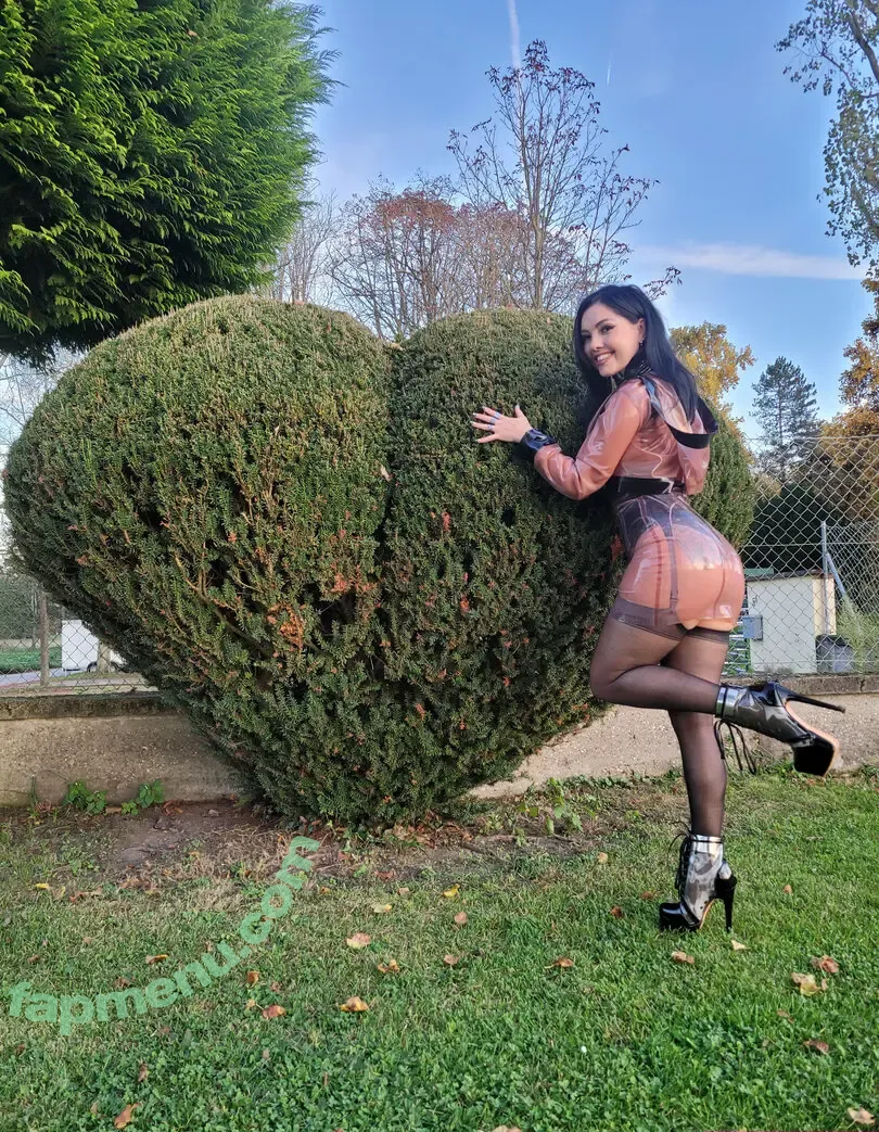 sophie_x_elodie nude photo #0006 (sophie_x_elodie)