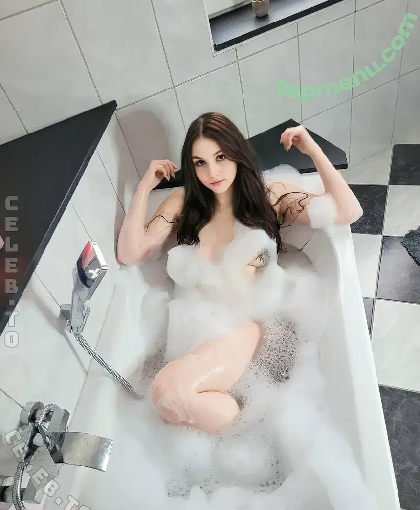 sophieakatinyera nude photo #0057 (LittleF1reFiy / Tinyera / lonlyTinyera)