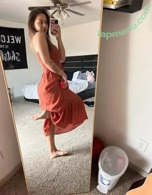 sophieamirixx / sophiemilhamx nude photo #0026