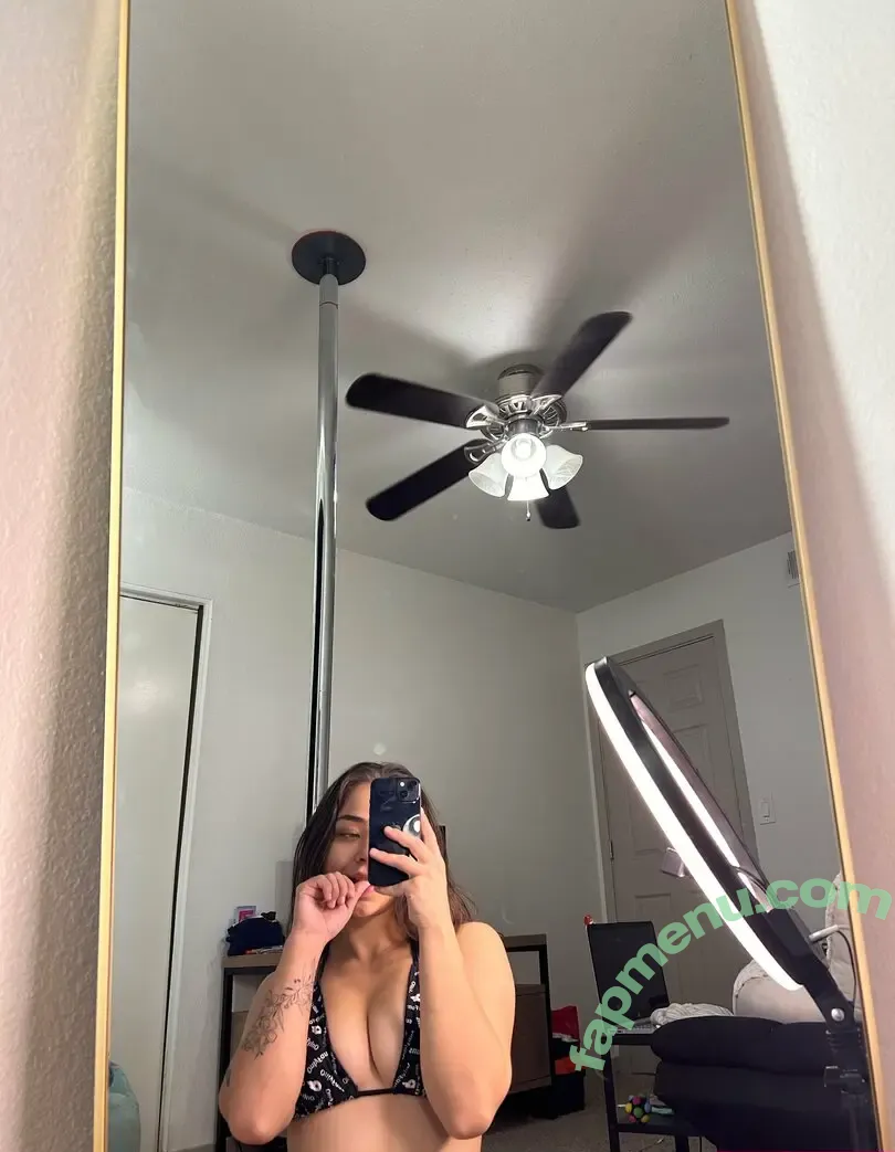 sophieamirixx nude photo #0001 (sophiemilhamx)