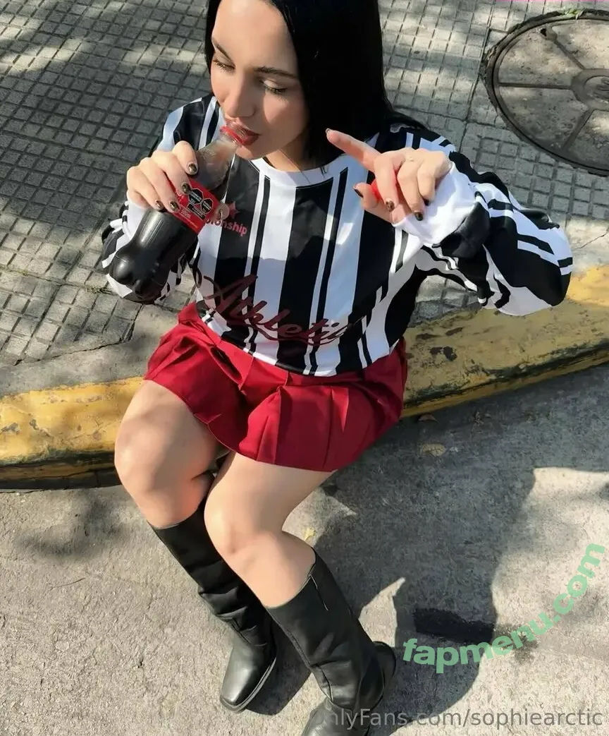 sophiearctic nude photo #0052 (imsophiearctic)