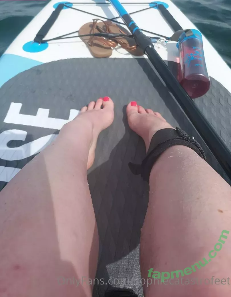 sophiecatastrofeet nude photo #0001 (thecatastrophicpiece)