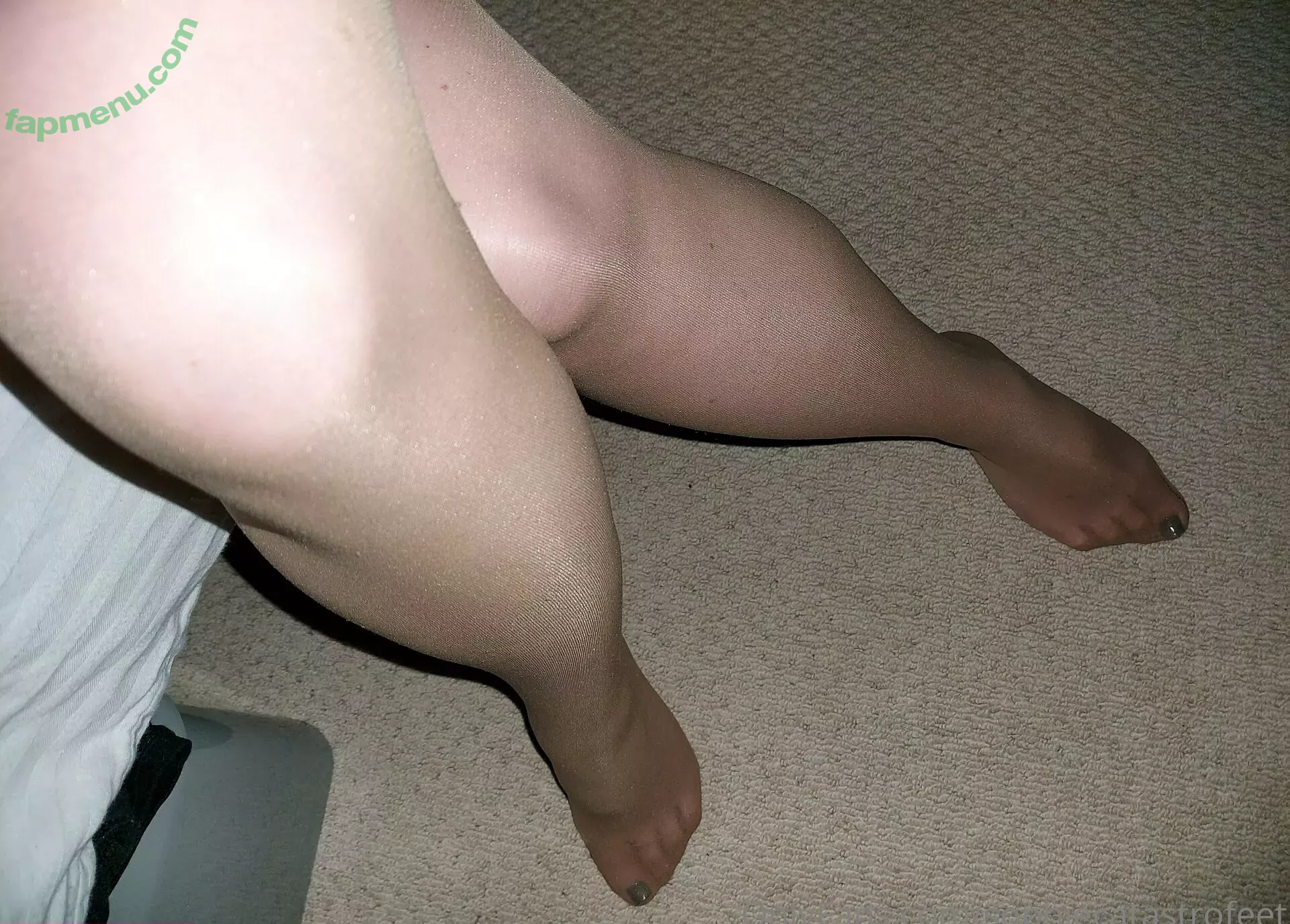 sophiecatastrofeet nude photo #0002 (thecatastrophicpiece)