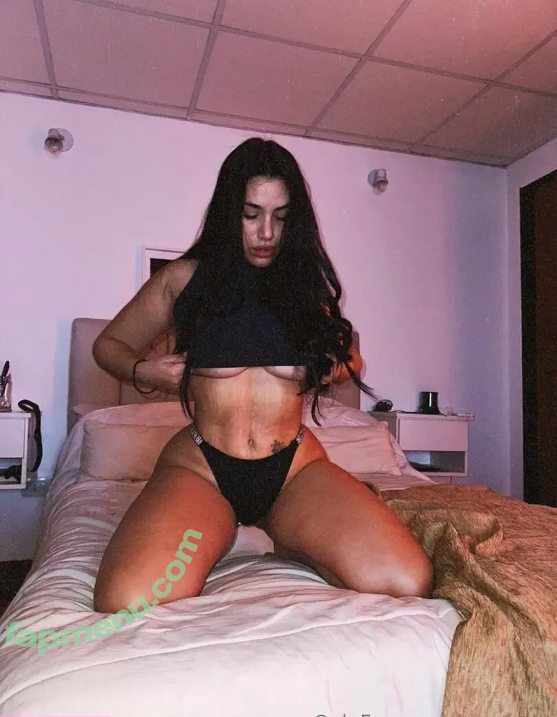 sophiedecrypte nude photo #0003 (sophiedecrypte)