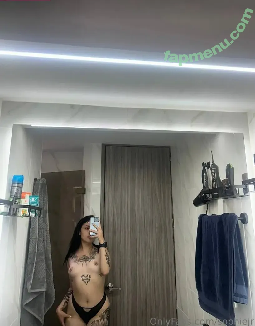 sophiejr nude photo #0004 (sophie_msmsmsm)
