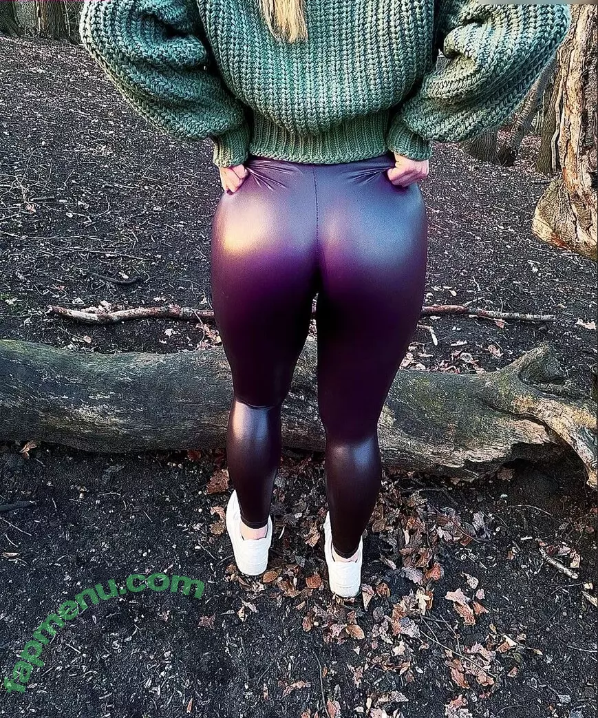 Sophielx nude photo #0035 (sophiesleggingspage)