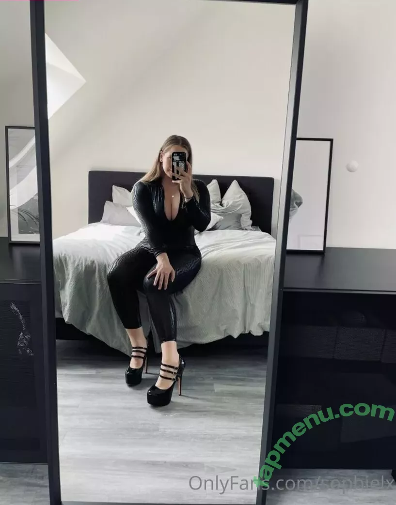 Sophielx nude photo #0153 (sophiesleggingspage)