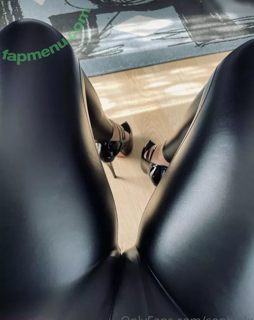 Sophielx nude photo #0154 (sophiesleggingspage)