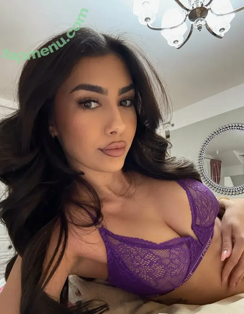 sophieraynetv nude photo #0002 (sophieraynetv)