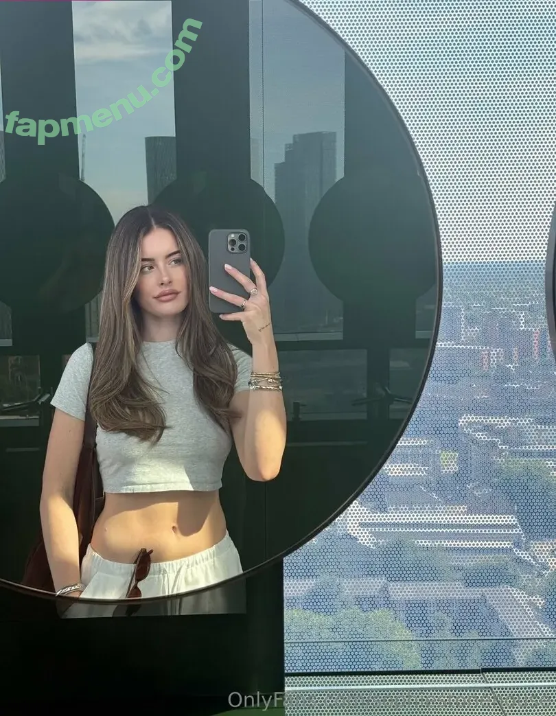 sophiestonehouse nude photo #0048 (sophiestonehouse)