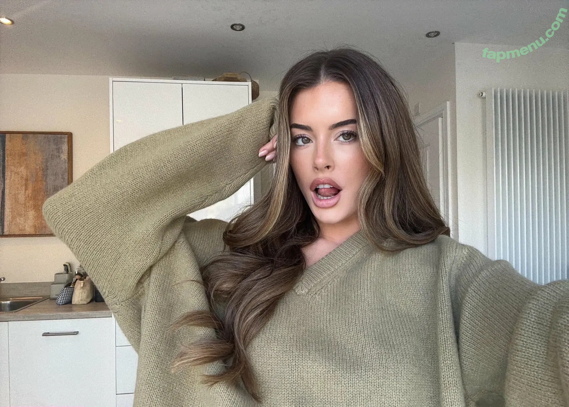 sophiestonehouse nude photo #0077 (sophiestonehouse)