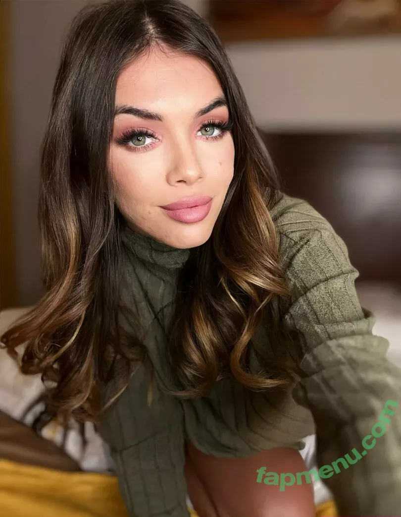 sophiestorms nude photo #0213 (hereisssophie)