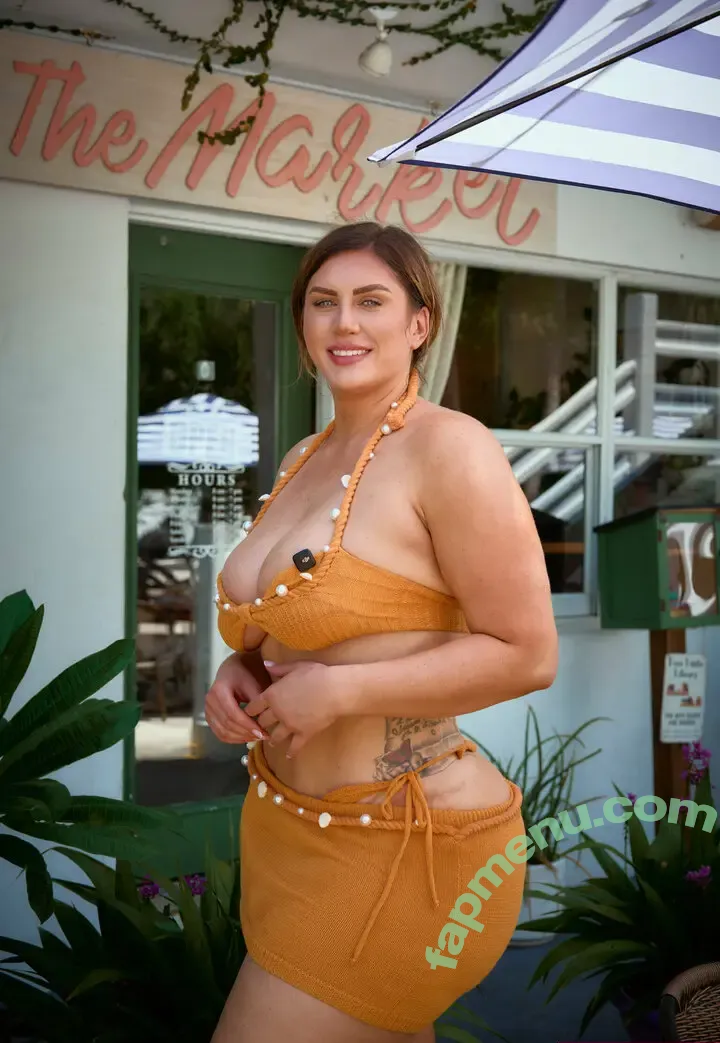 sophiethebodyvip nude photo #0040 (sophiesselfies224)