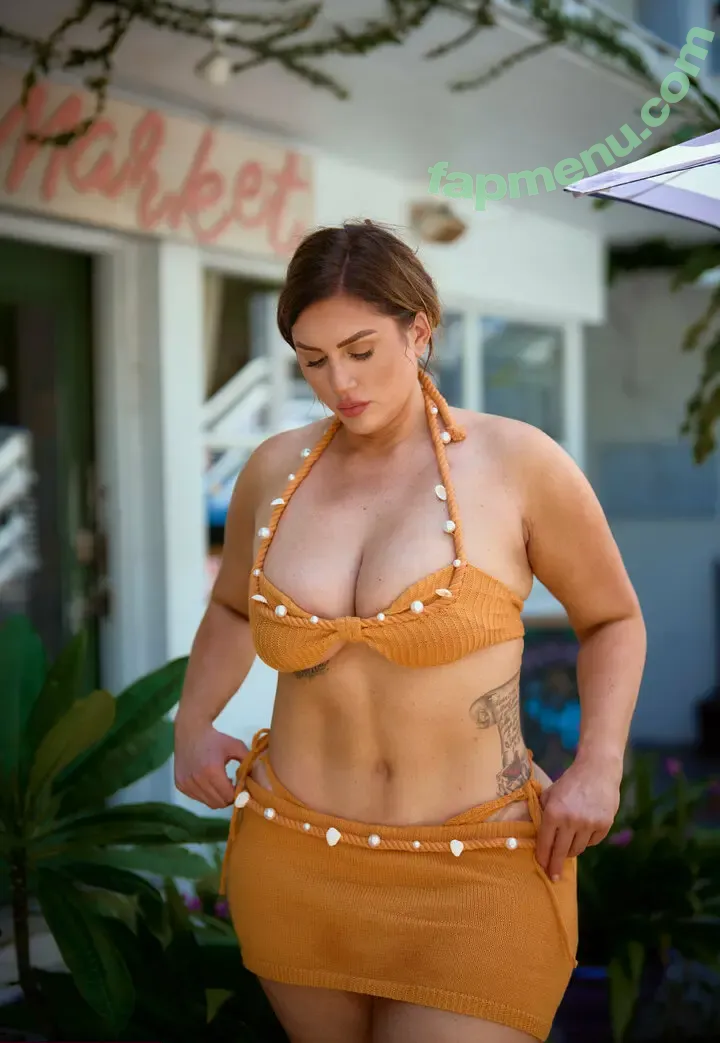 sophiethebodyvip nude photo #0043 (sophiesselfies224)