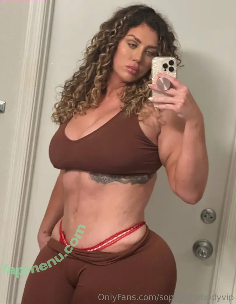 sophiethebodyvip nude photo #0004 (sophiesselfies224)