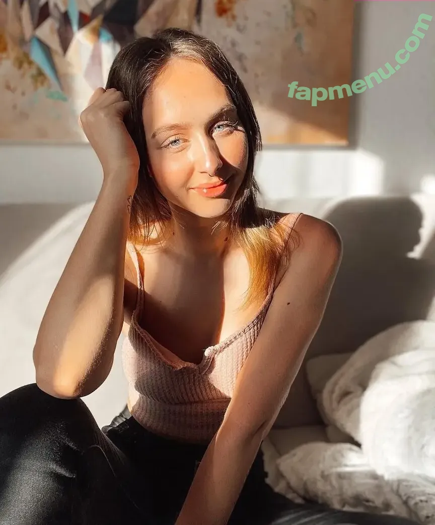 sophiexelisabeth nude photo #0005 (sophiexelisabeth)