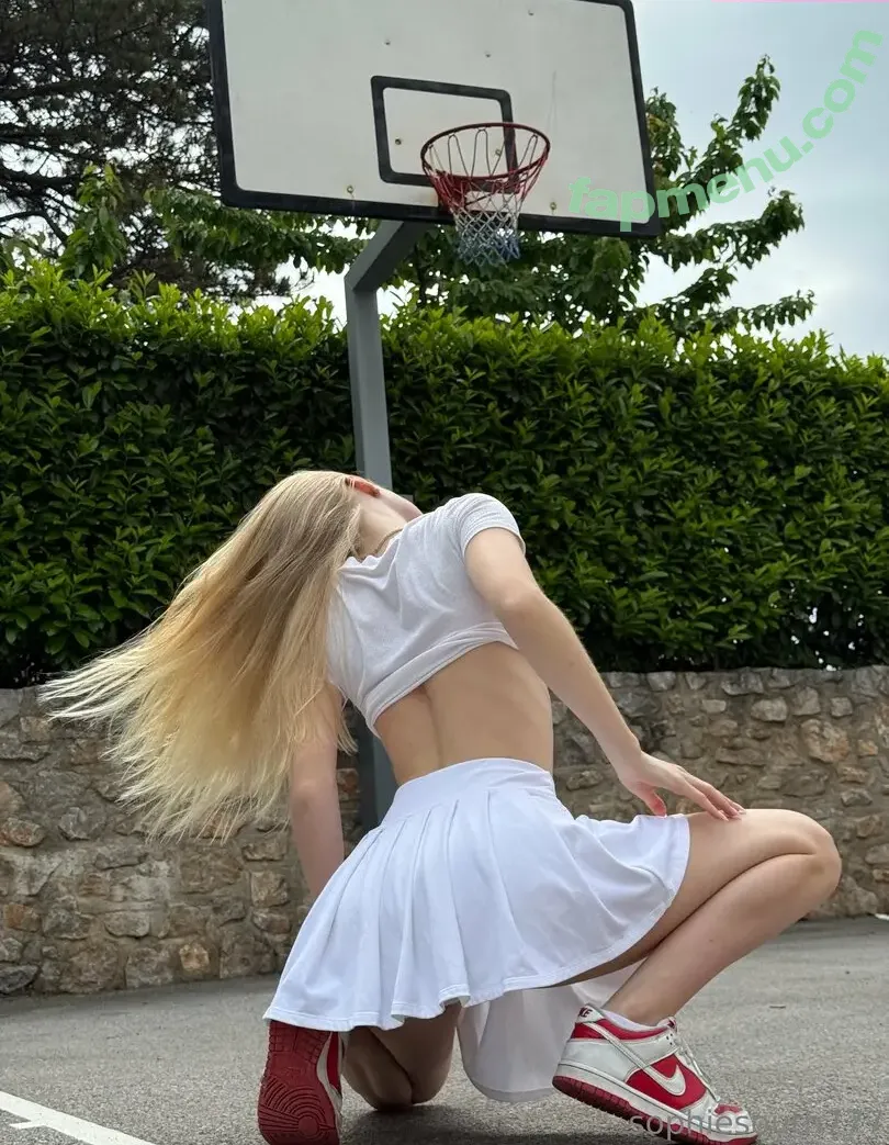 sophiexsouth nude photo #0009 (sophiexxsouth)