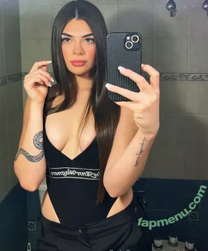 sophigrace / kind_piaa / therealsophiagrace nude photo #0023