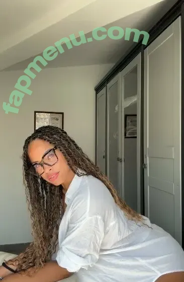 sophigrace nude photo #0131 (kind_piaa / therealsophiagrace)