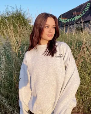 Sophiia.ugc nude photo #0041