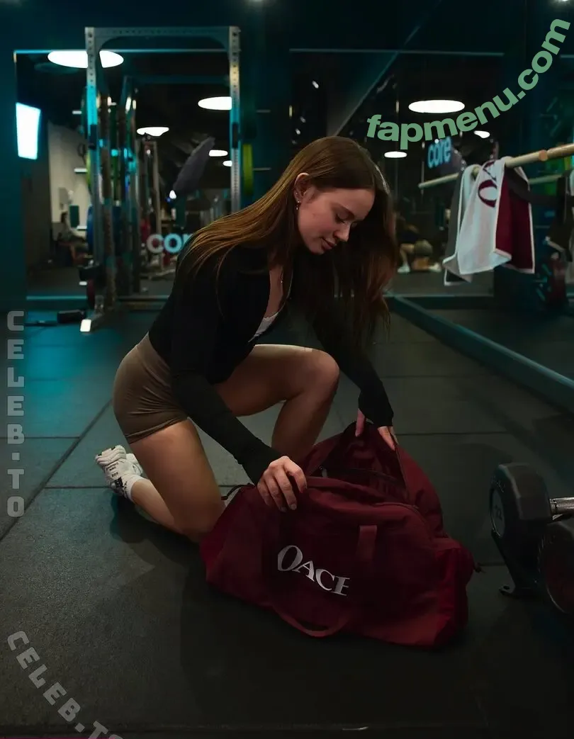 Sophiia.ugc nude photo #0080 (Sophiia.ugc)