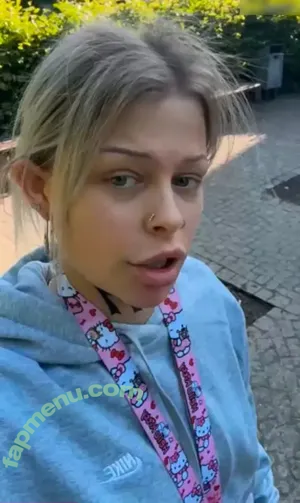  nude photo #0001
