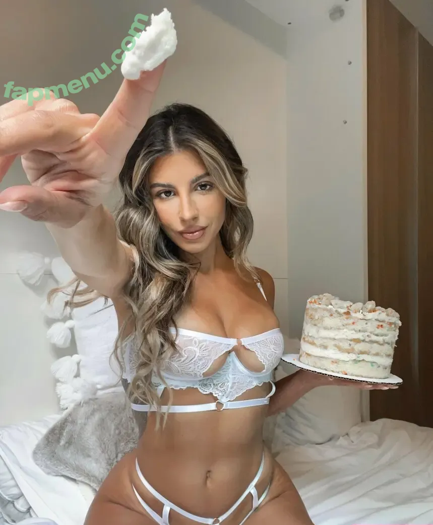 sophmrusso1 nude photo #0004 (sophmrusso)