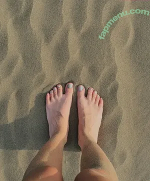 Soto_Hongo / hongo_feet2.0 nude photo #0003