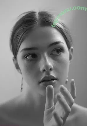 soullesscreaturesoflight / Lily Simner / SoullessCreaturesOfLightExclusive nude photo #0007