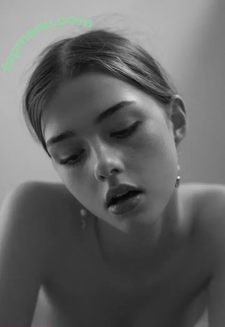 soullesscreaturesoflight nude photo #0008 (Lily Simner / SoullessCreaturesOfLightExclusive)