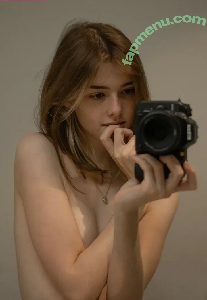 soullesscreaturesoflight nude photo #0011 (Lily Simner / SoullessCreaturesOfLightExclusive)