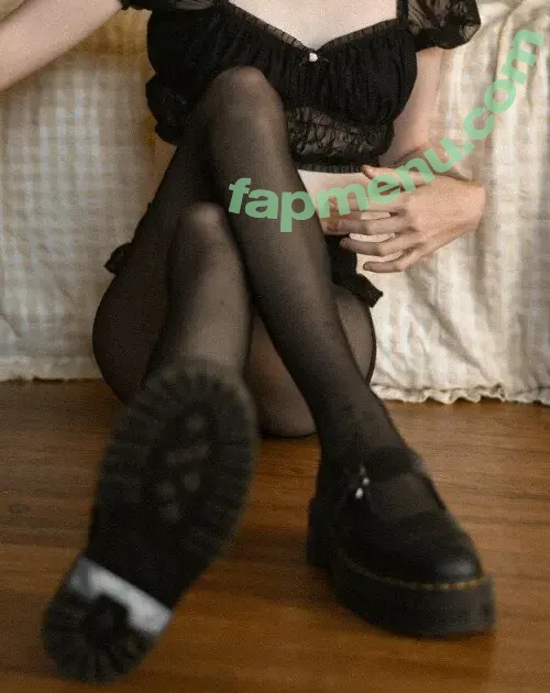 SoullessCreaturesOfLightExclusive nude photo #0014 (_lilys_creative_space_ / soullesscreaturesoflight)